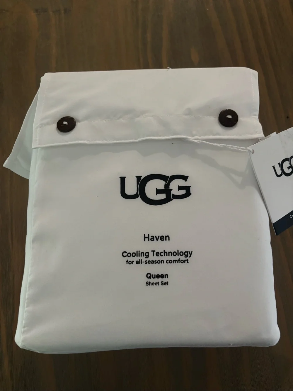 NWT UGG Haven Queen Set Sheet in Snow/Bright White. Cooling Technology.